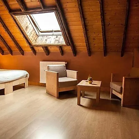 Szálloda La Ferme De Noemie Gilly-sur-Isère